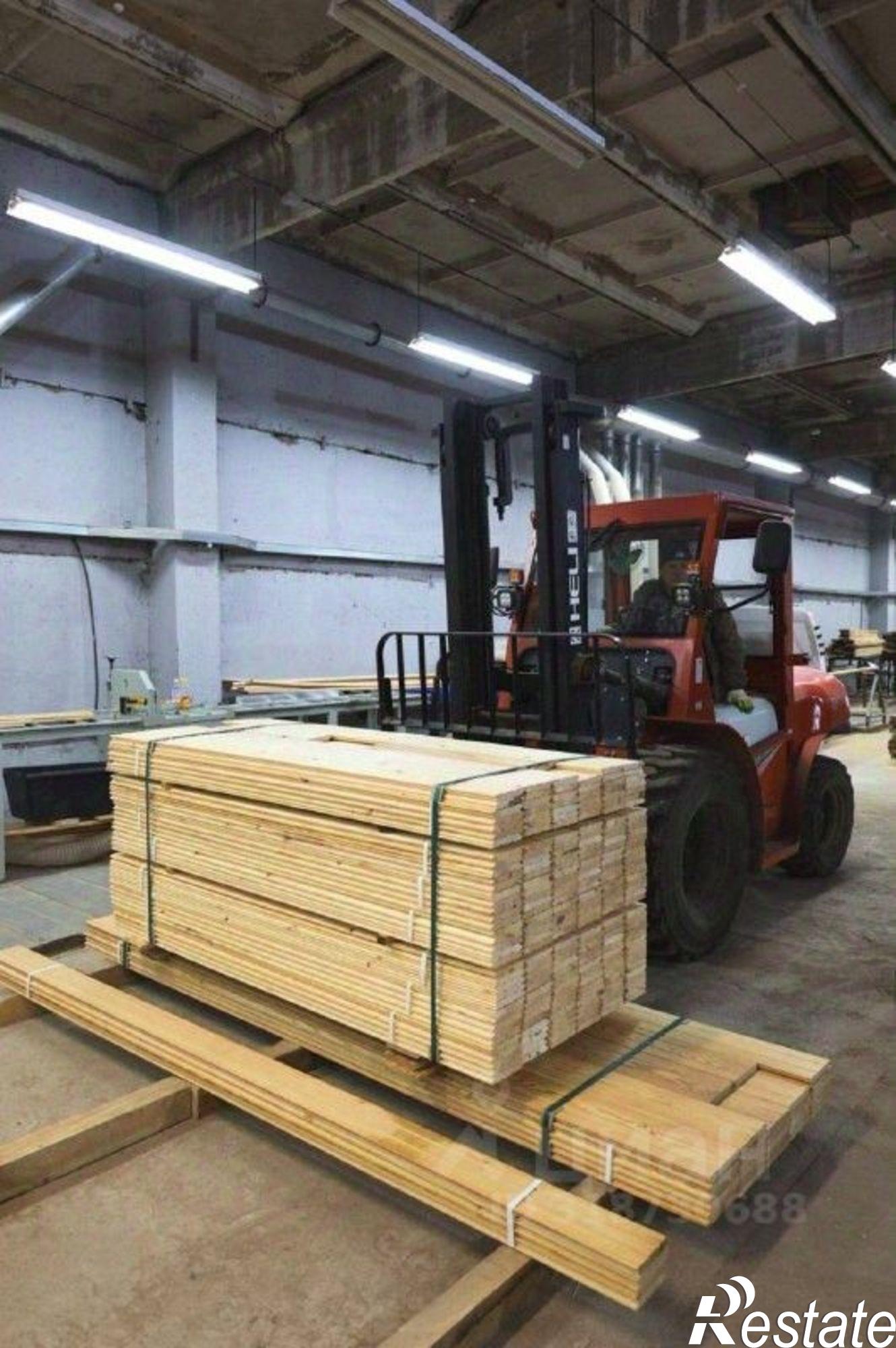 Купить производственную площадь за 100 001 000 рублей на Горный пер