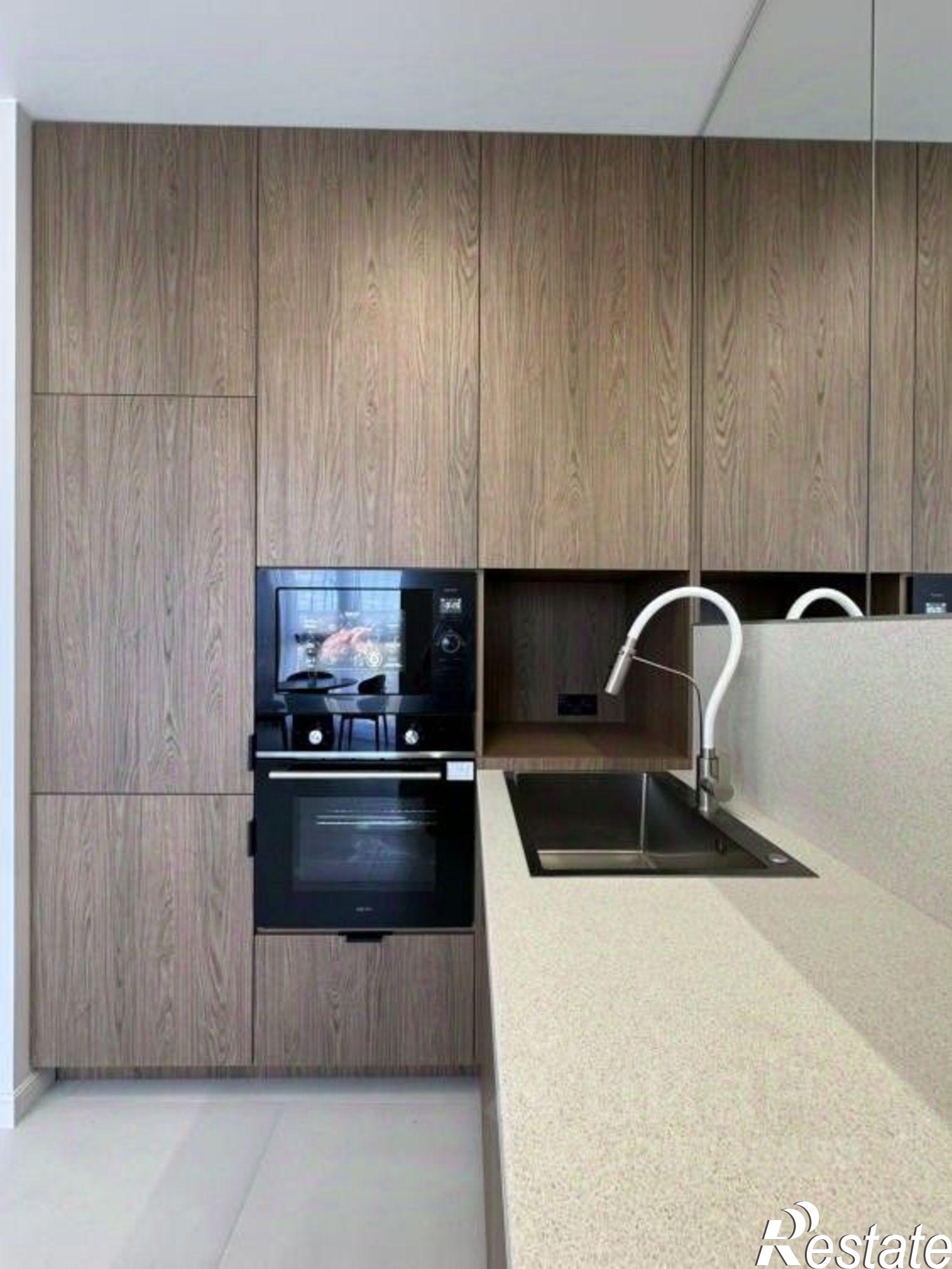 Купить квартиру за 15 800 000 рублей на Иркутск, Октябрьский район, ИВВАИИ