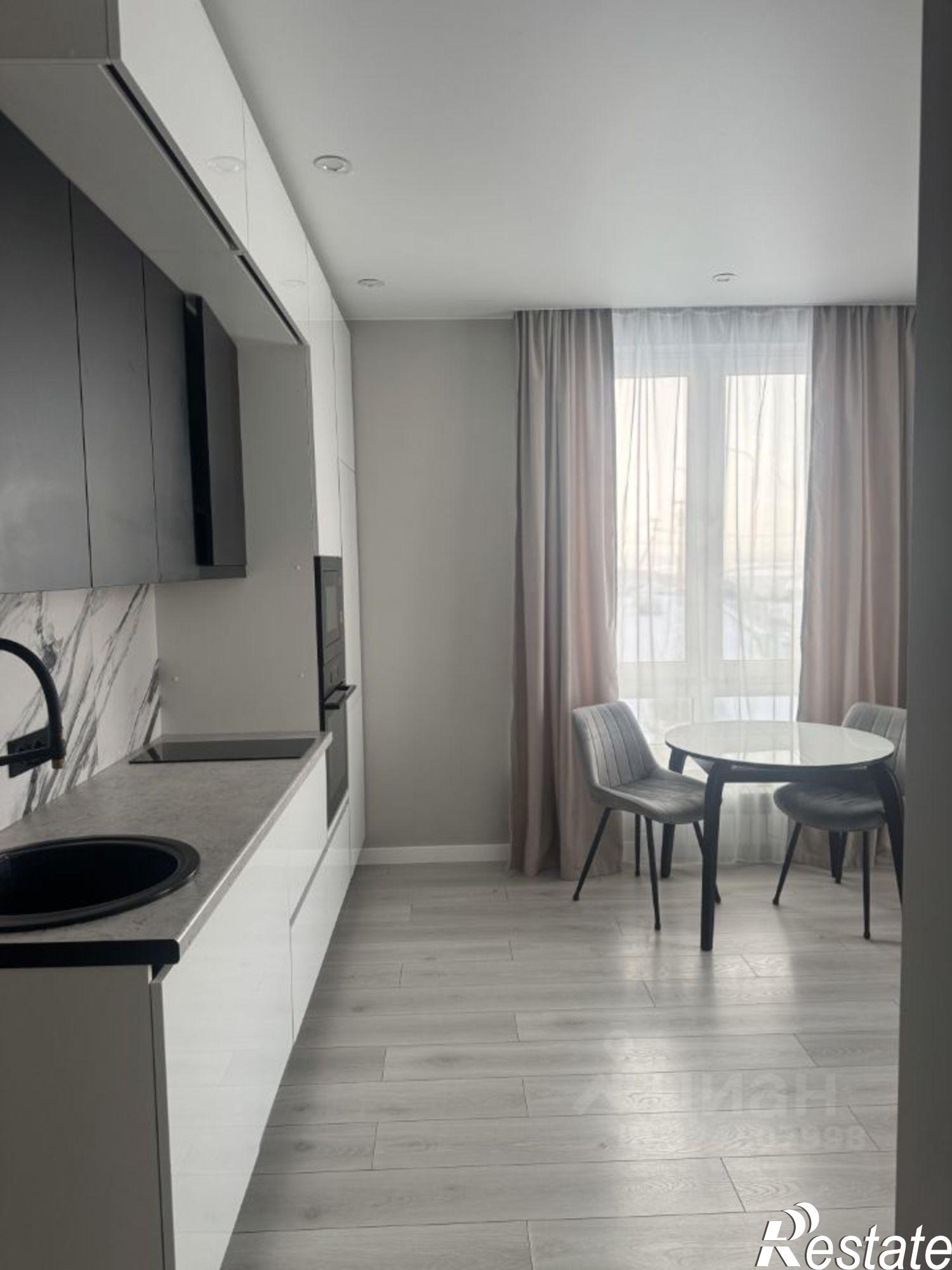 Сдать квартиру за 38 000 рублей на переулок Фадеева, 3