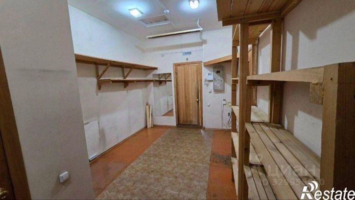 Отдельное здание улица Сергея Бархатова, 5/3,  д. 5/3