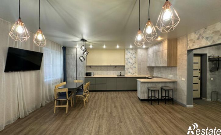 3-комн квартира Иркутск, улица Дыбовского, 8/8
