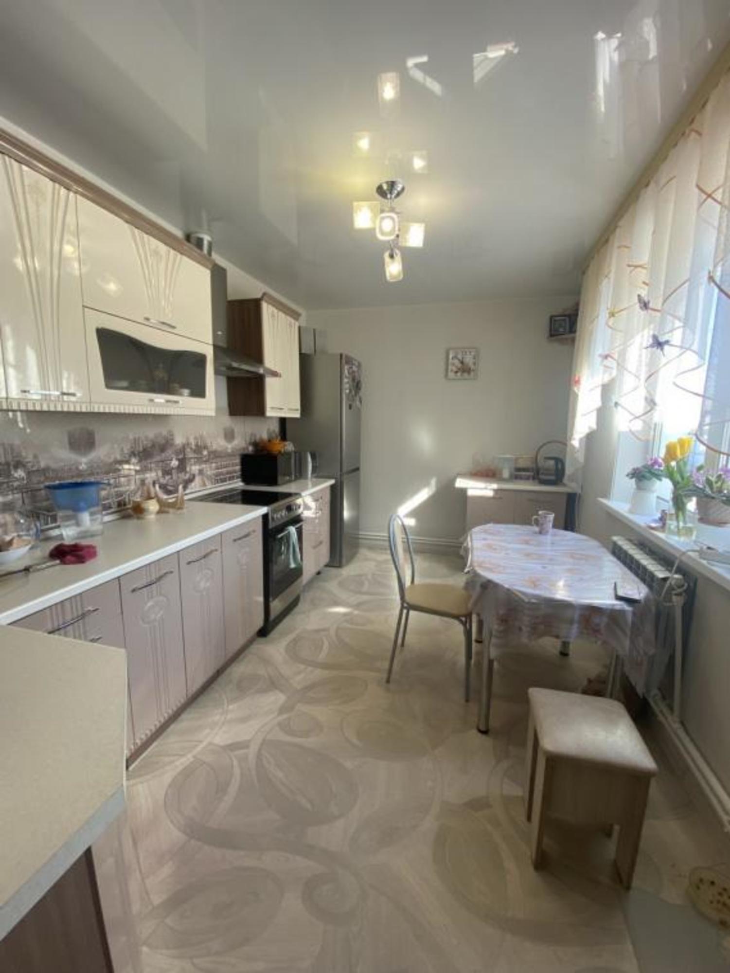 Купить дачу, дом, коттедж за 10 100 000 рублей на Пролетарская, 76