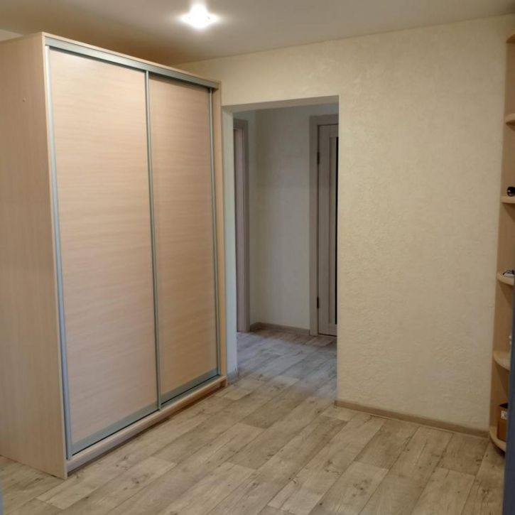 3-комн квартира Дружбы Народов пр-кт, 24