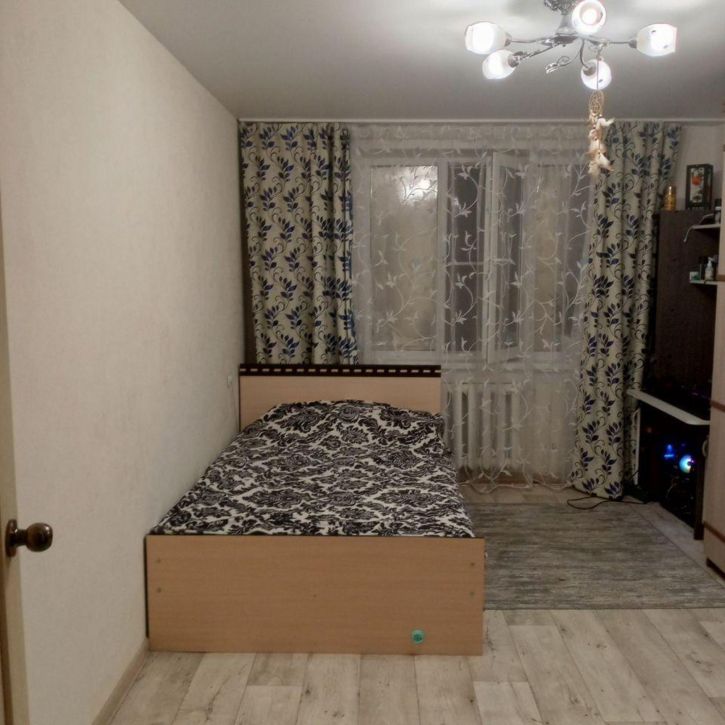 3-комн квартира Дружбы Народов пр-кт, 24