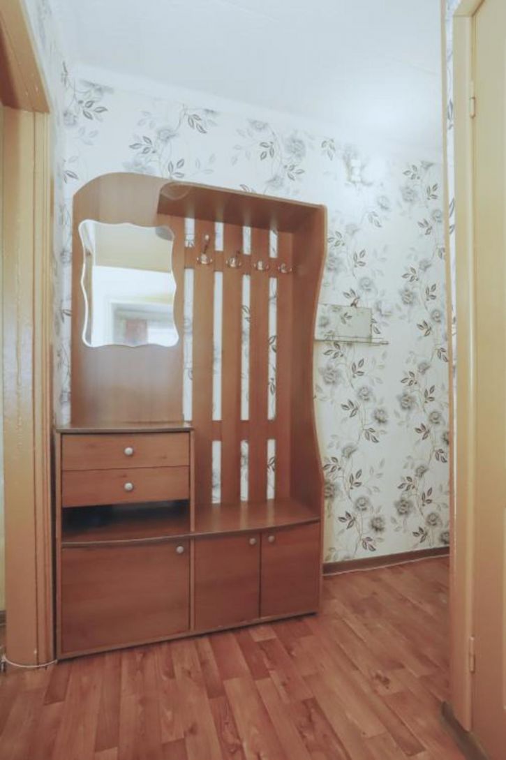 2-комн квартира 1-й микрорайон, 6а