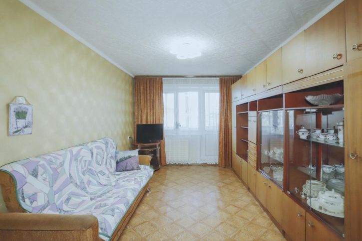 2-комн квартира 1-й микрорайон, 6а