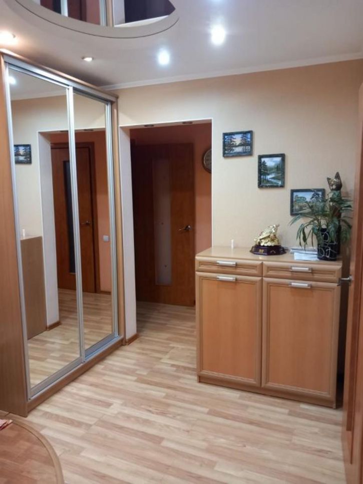 3-комн квартира Мира пр-кт, 52