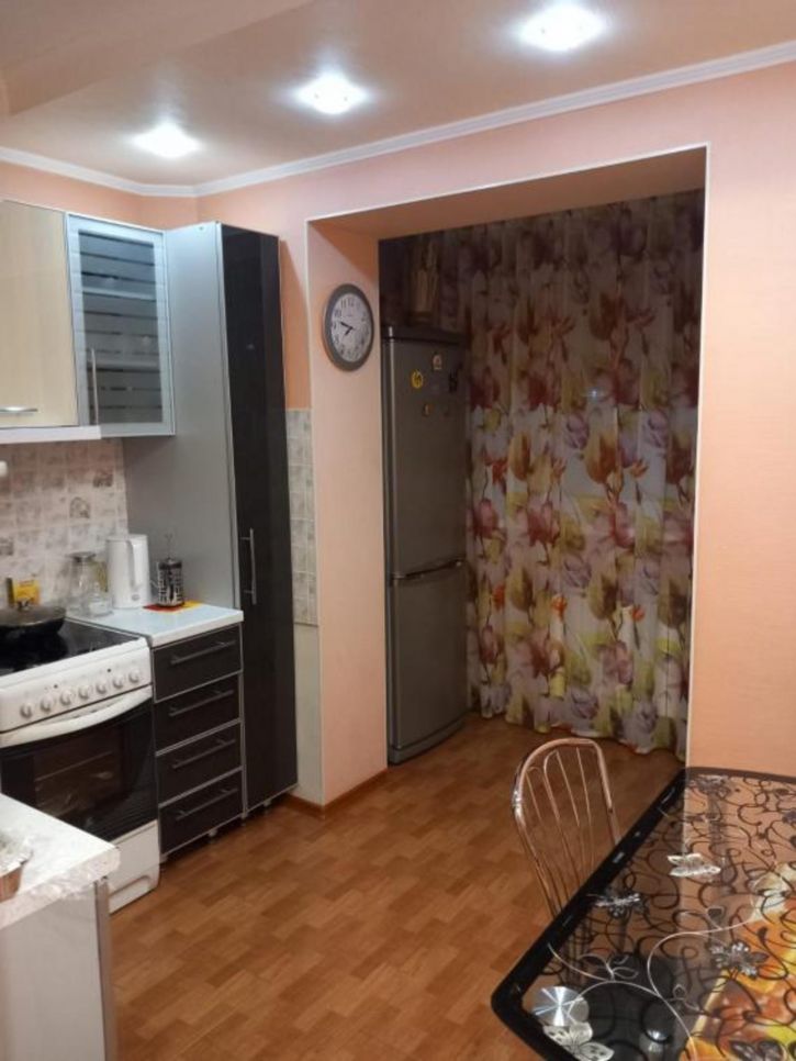3-комн квартира Мира пр-кт, 52