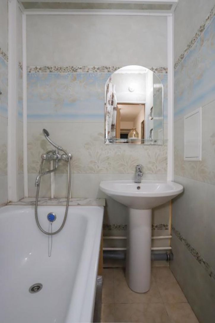 2-комн квартира Центральный микрорайон, 8
