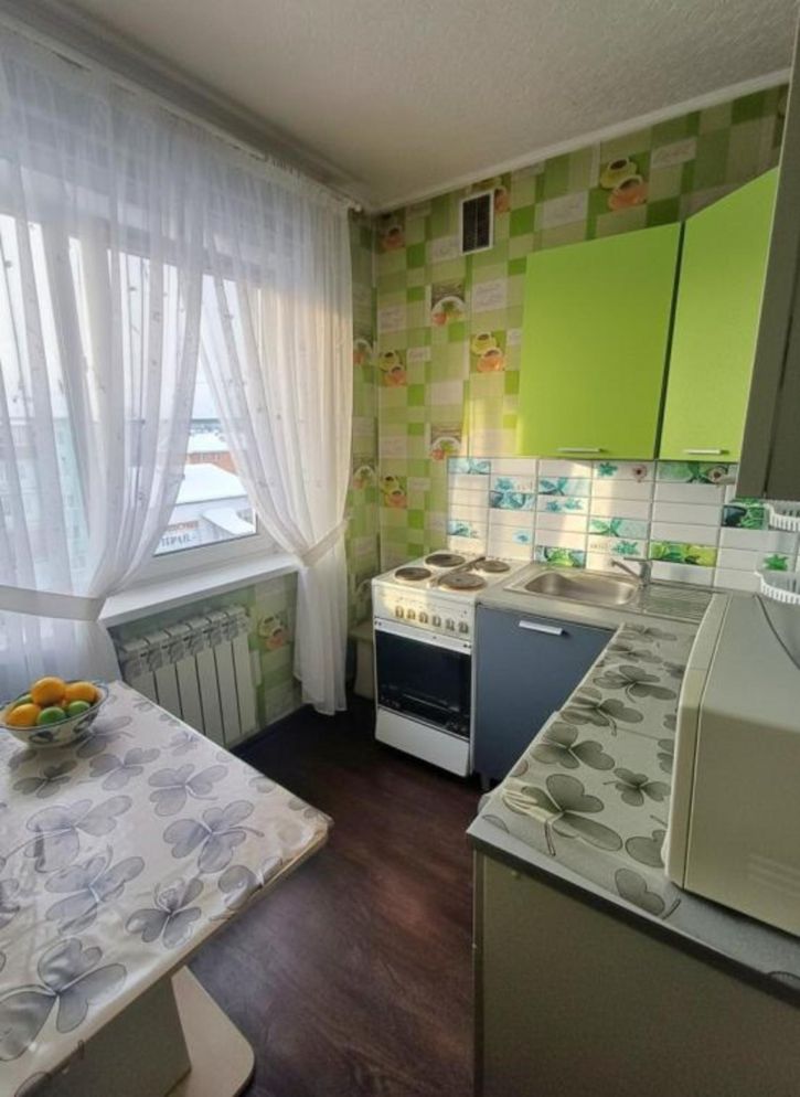 3-комн квартира Декабрьских Событий, 7