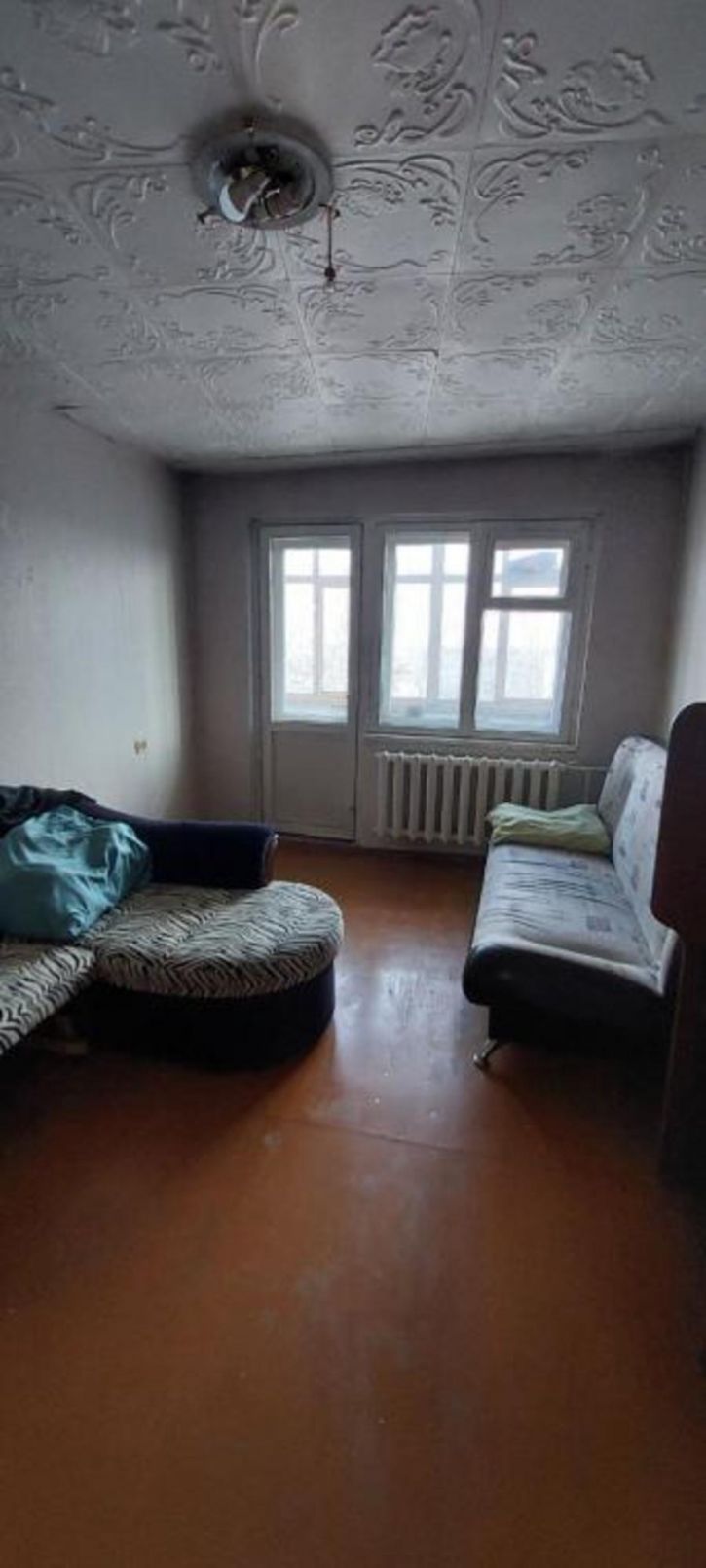 4-комн квартира 4-й микрорайон, 32 б