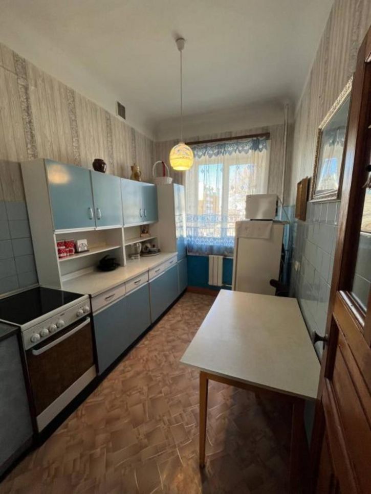 3-комн квартира 2-й квартал, 24А