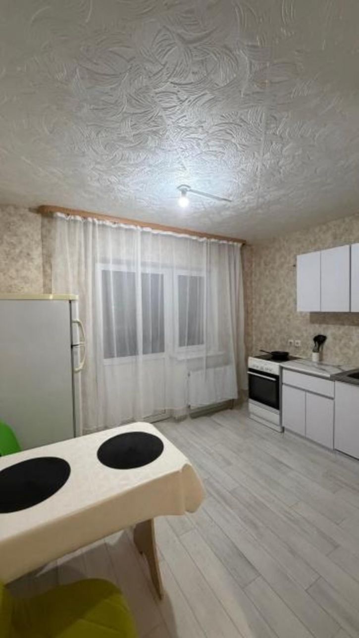 1-комн квартира 3-й микрорайон, 21