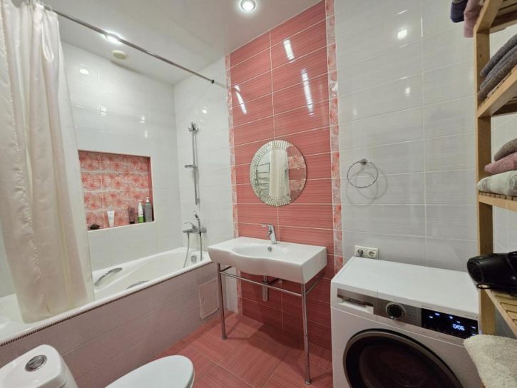 2-комн квартира Сибирская, 8