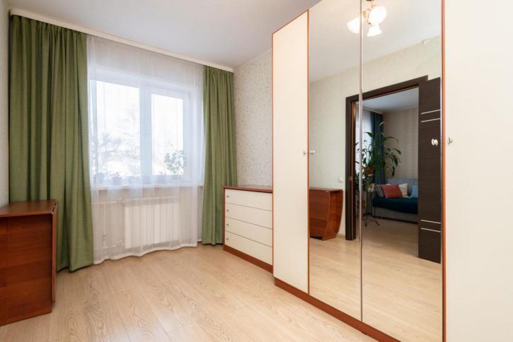 2-комн квартира 18-й квартал, 32