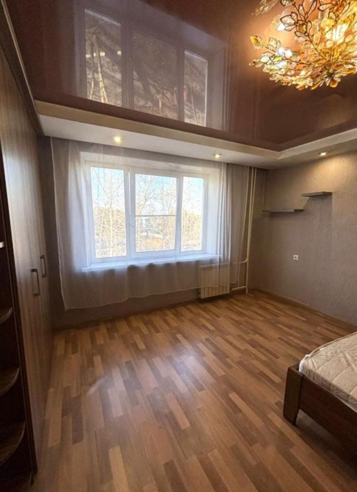 3-комн квартира 1-й микрорайон, 43