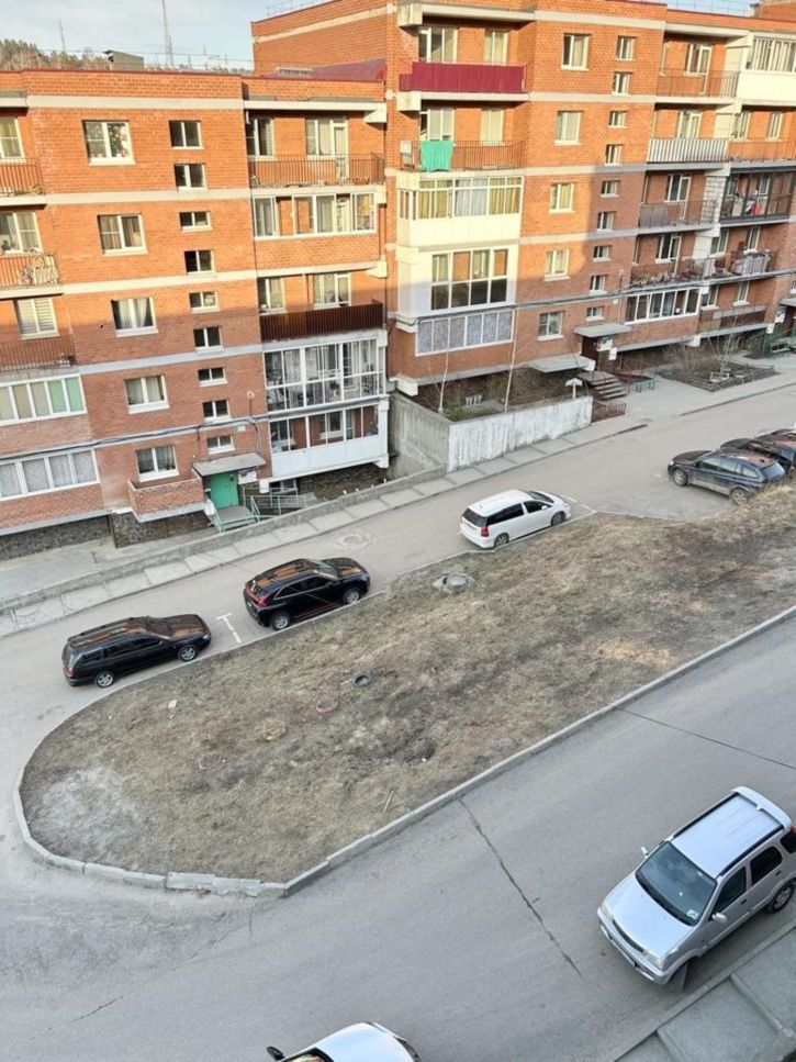 1-комн квартира -, 210