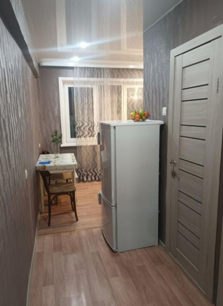 2-комн квартира Забойщика , 55