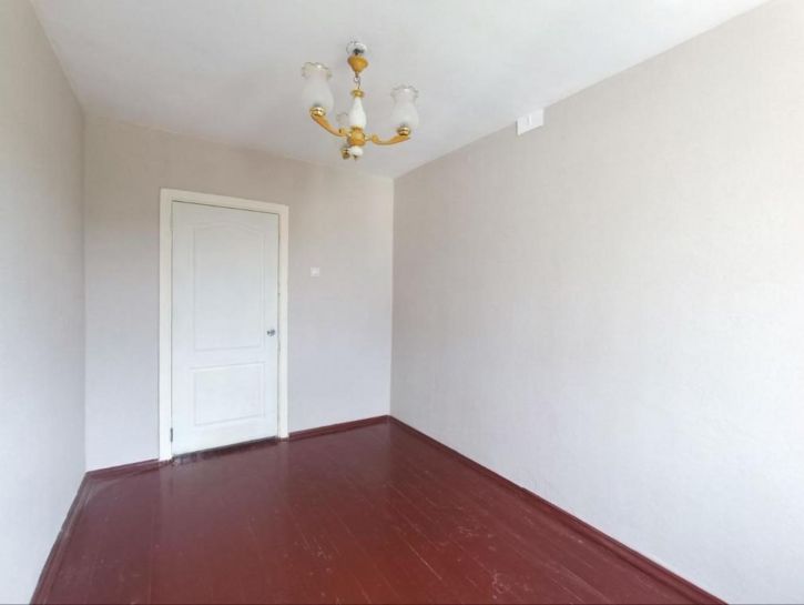 3-комн квартира 1-й микрорайон, 42