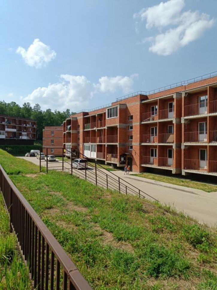 1-комн квартира -, 245