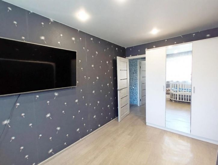 3-комн квартира 18-й квартал, 36