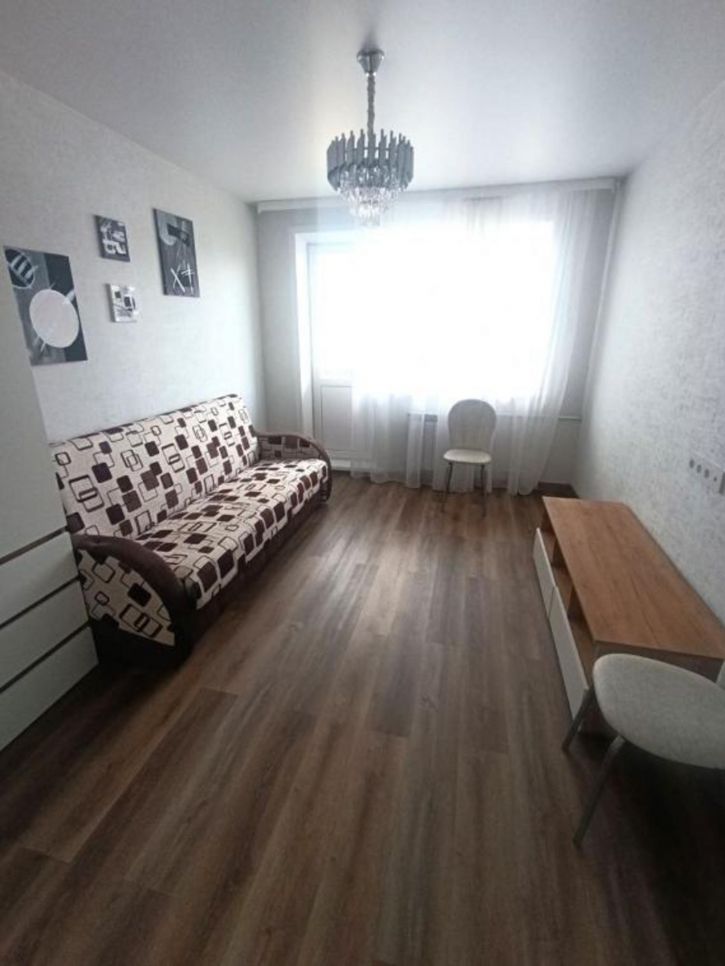 2-комн квартира 4-й микрорайон, 4