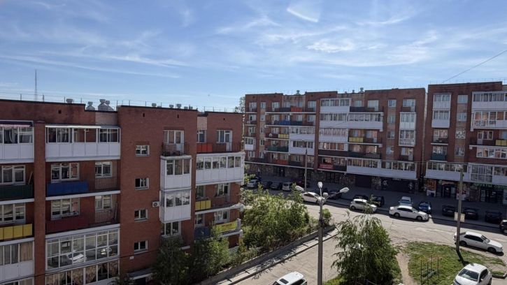 1-комн квартира -, 132
