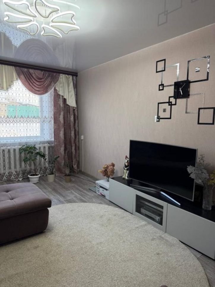 3-комн квартира Лесная, 37