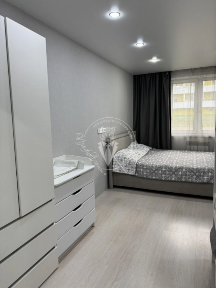 1-комн квартира Еловая, 8