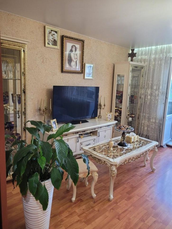 3-комн квартира Мира пр-кт, 15