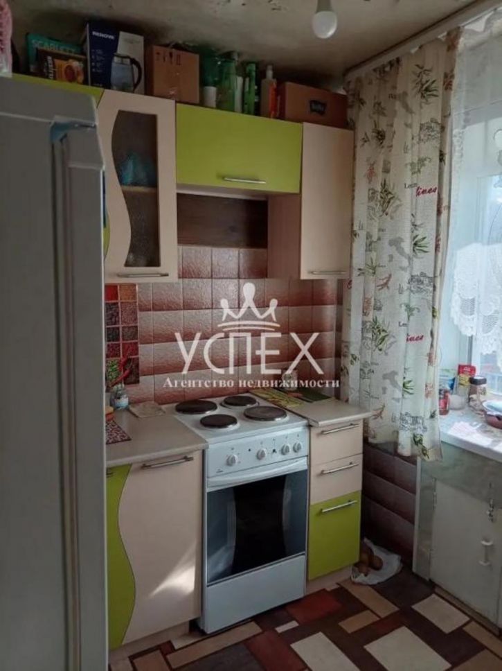 1-комн квартира -, 10