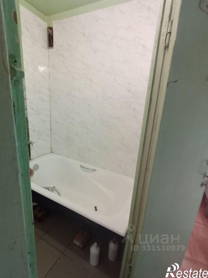 3-комн квартира 1-й микрорайон, 38А