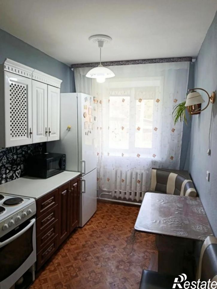 3-комн квартира Депутатская, 12б