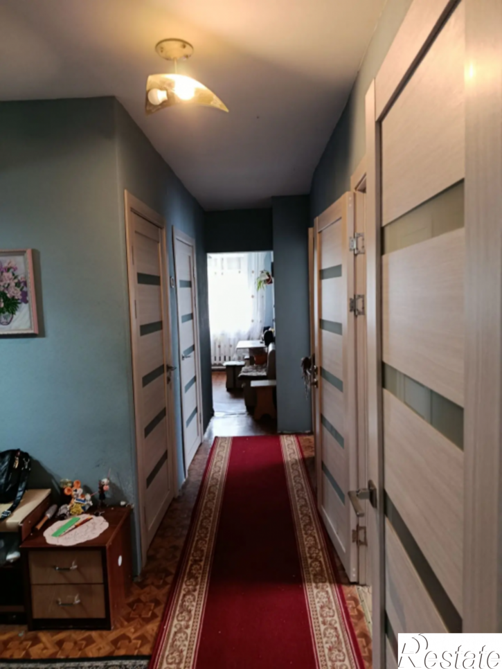 3-комн квартира Депутатская, 12б