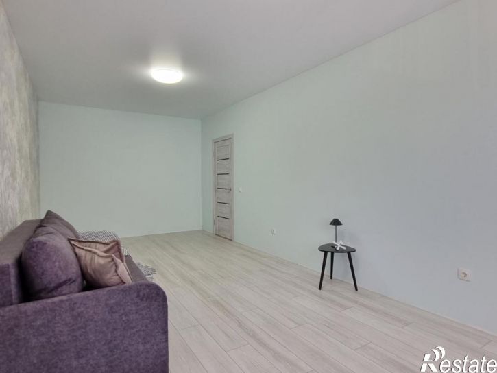 3-комн квартира Ботаника кв-л, 10