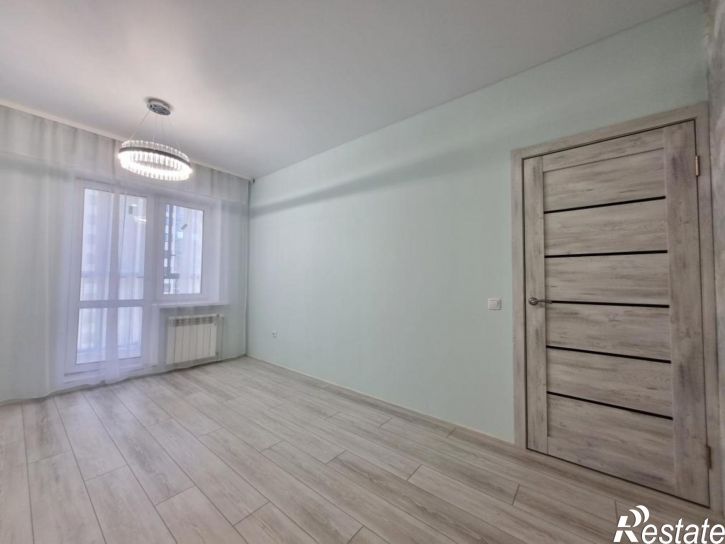 3-комн квартира Ботаника кв-л, 10