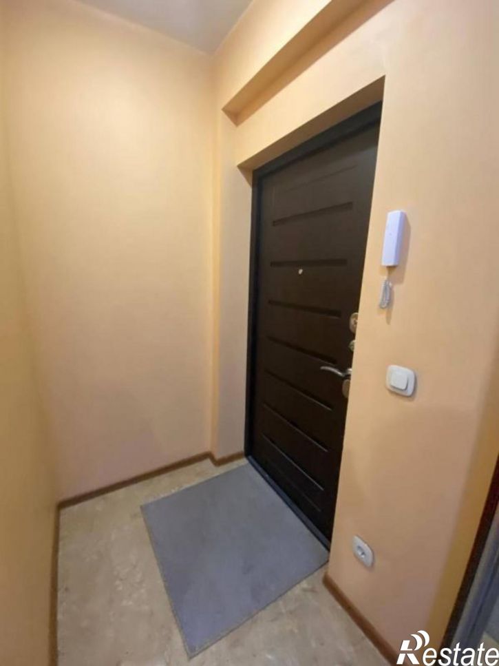 2-комн квартира в новом доме -, 235