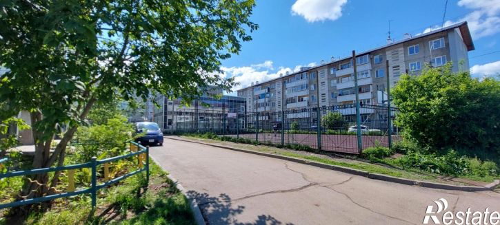 2-комн квартира -, 35