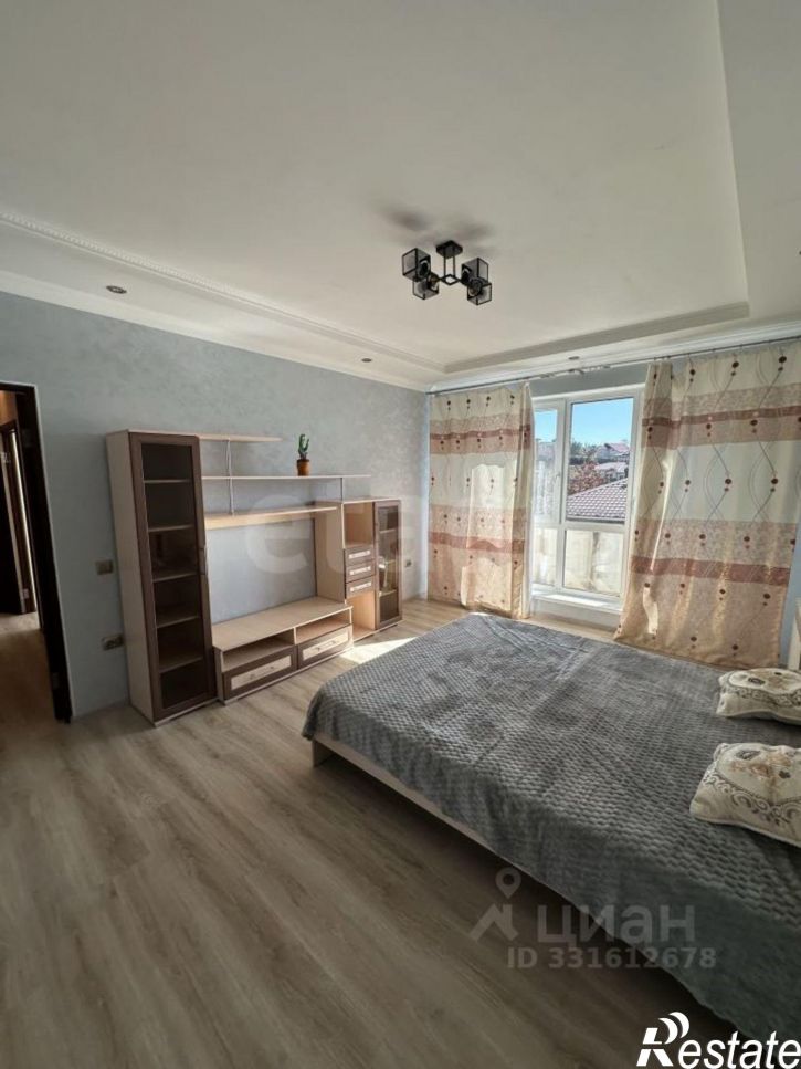 4-комн квартира Рябиновая улица, 13,  д. 13