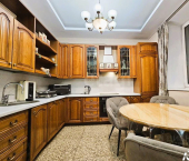 2-комн, 90кв м, этаж 3/4 ул Российская, 8