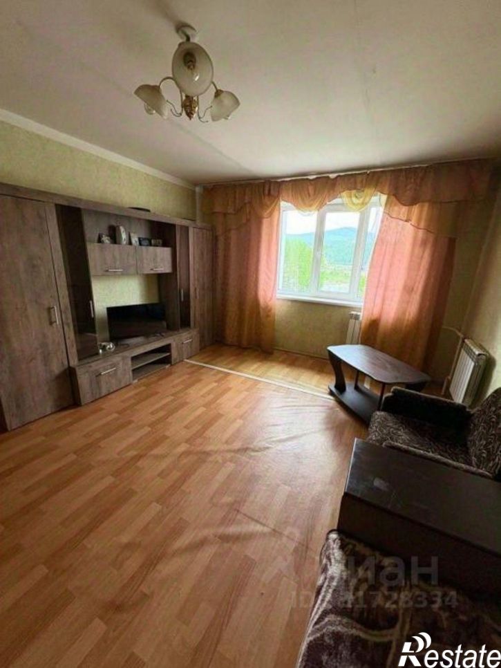 3-комн квартира ул Гайдара, 10,  д. 10