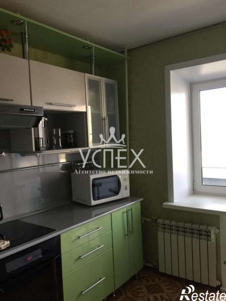 2-комн квартира Островского, 24