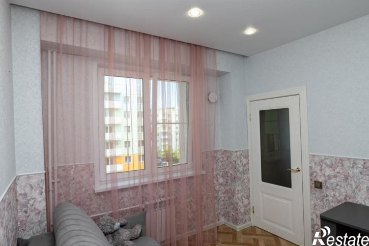 3-комн квартира 2-й квартал, 5