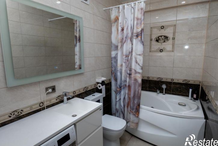 3-комн квартира 2-й квартал, 5