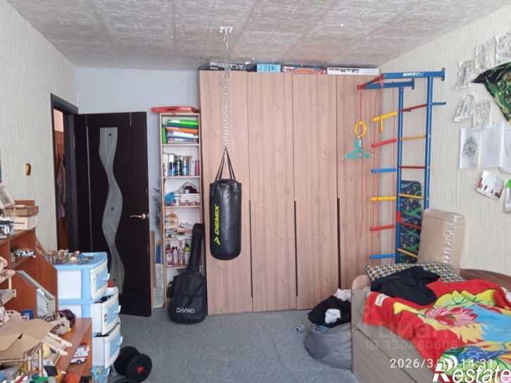 3-комн квартира ул Романтиков, 8,  д. 8