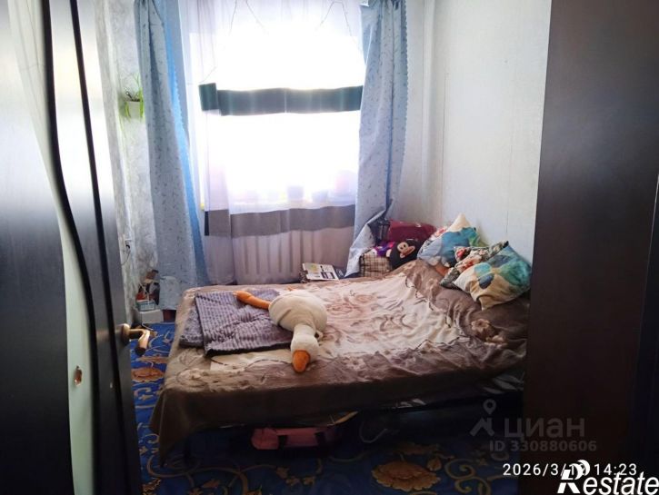3-комн квартира ул Романтиков, 8,  д. 8