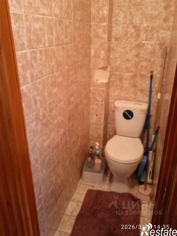 3-комн квартира ул Романтиков, 8,  д. 8