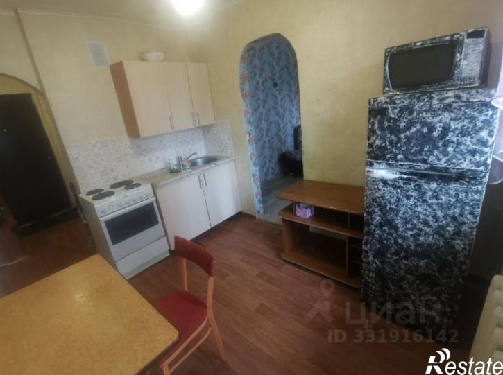 3-комн квартира 1-й микрорайон, 33