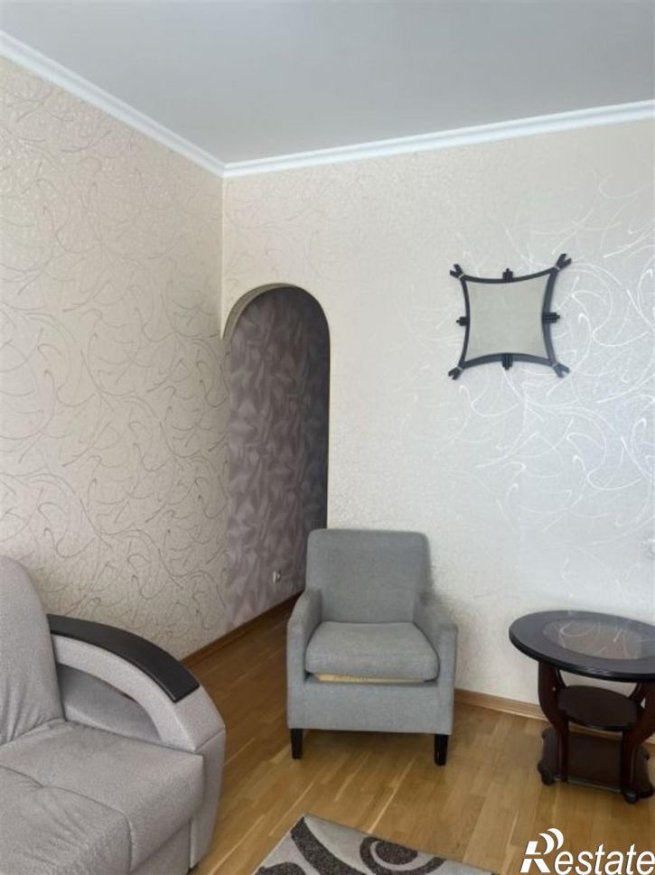 2-комн квартира Кошевого улица, 9