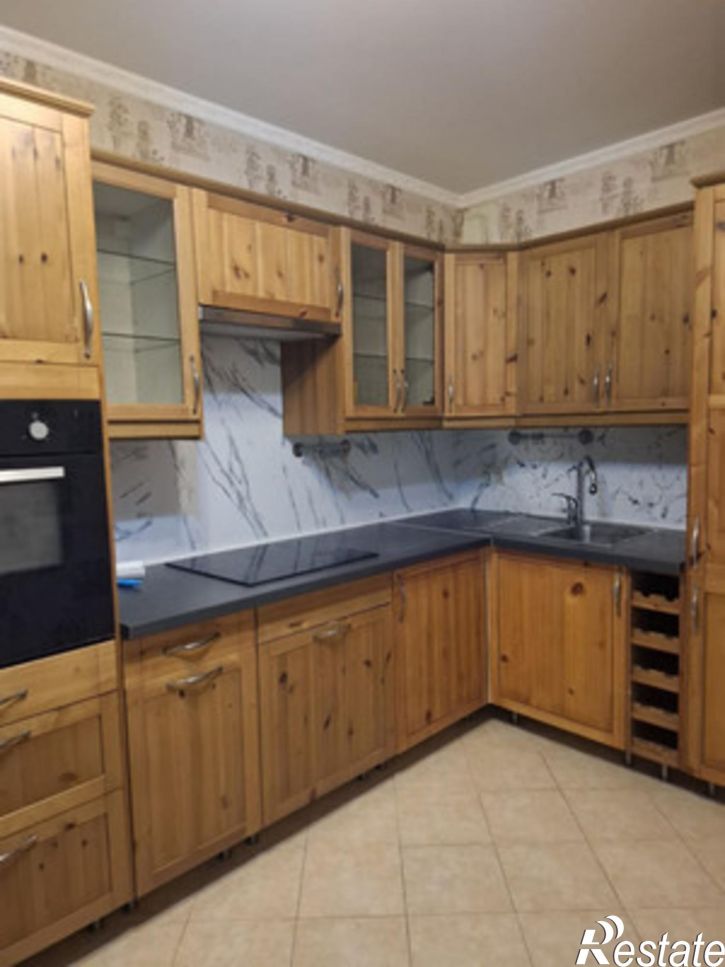 2-комн квартира Бабушкина улица, 4